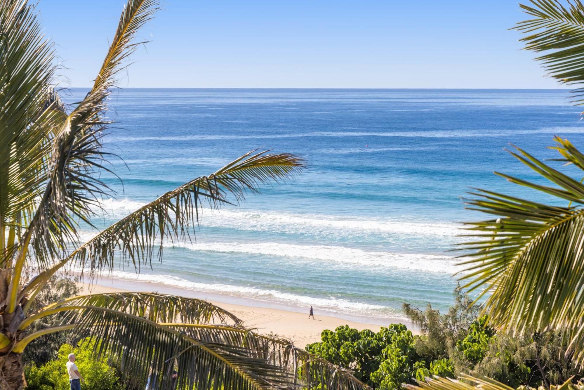 Costa Nova Holiday Apartments Sunshine Beach Exterior photo